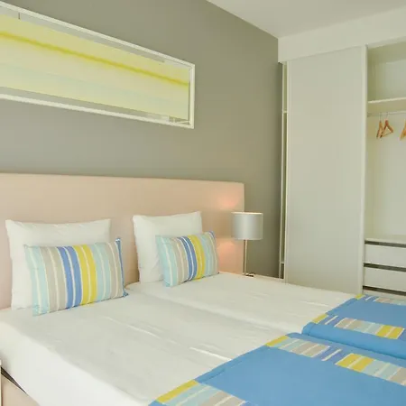 Holidays Apartman