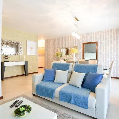 Apartman Holidays *